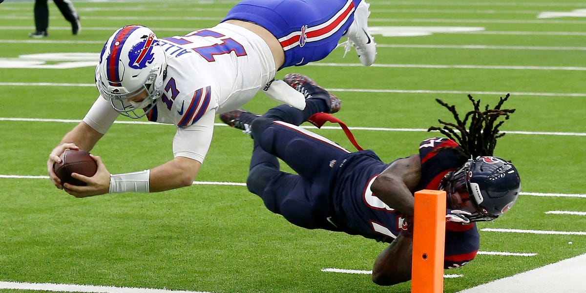 The Bills scored a touchdown on a trick-play just 3 minutes into the playoffs