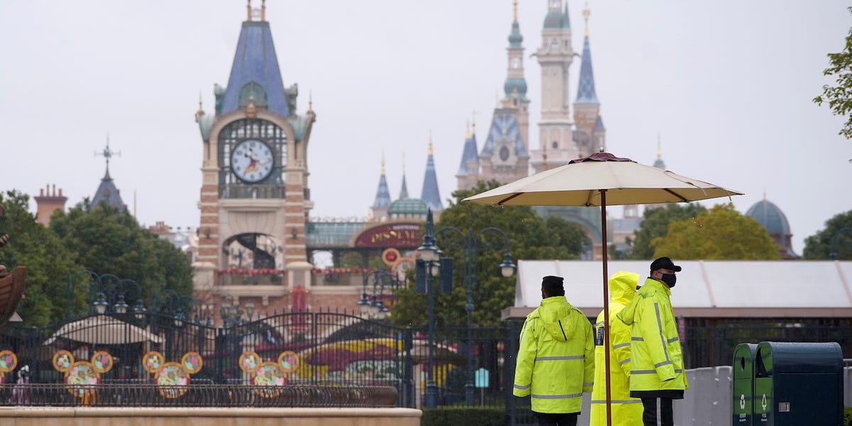 Photos of iconic tourist destinations in China, Italy, and Thailand reveal empty festivals, vacant water parks, and trapped people as the coronavirus slows travel