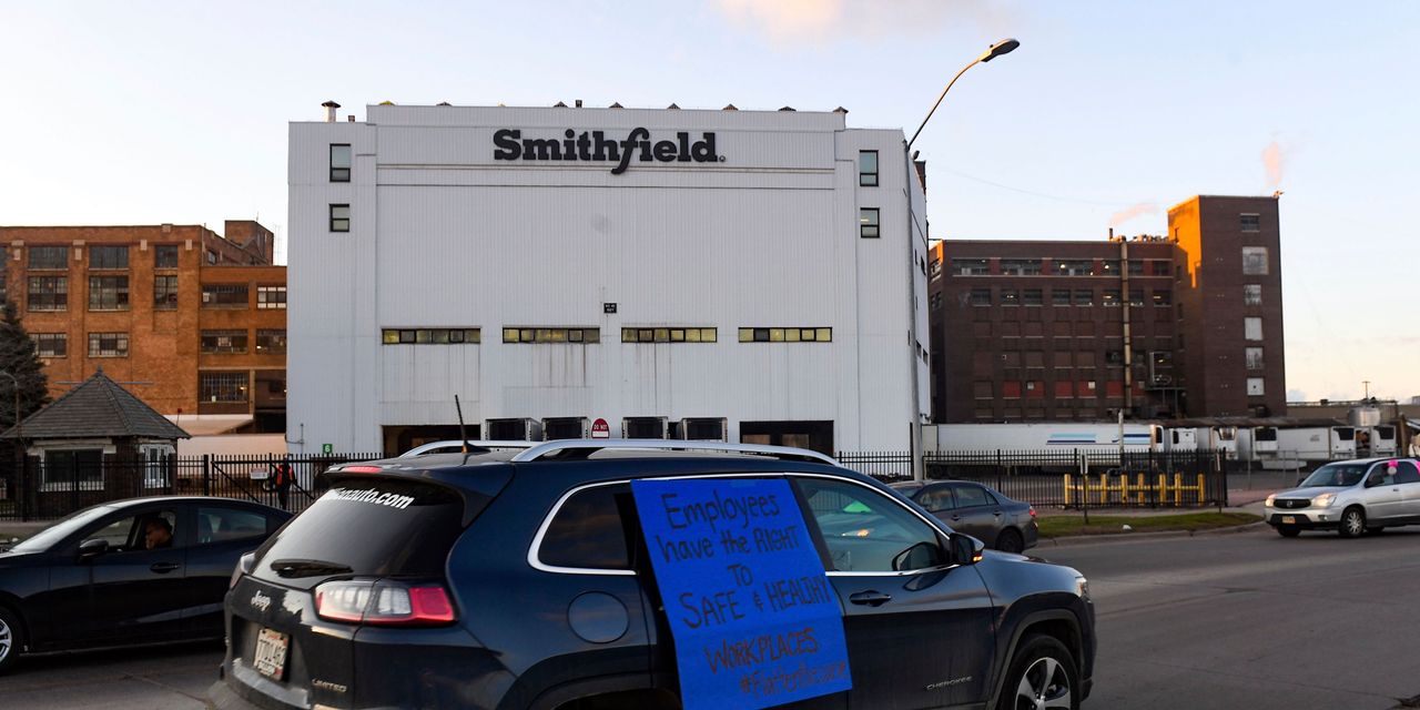 Smithfield CEO Warns of Risks to Pork Supply