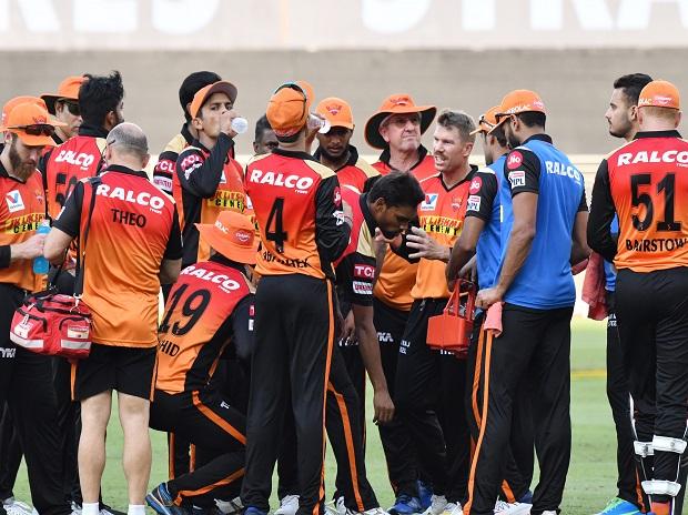 IPL 2020: Sunrisers Hyderabad beats RCB by 5 wickets, keeps playoff hopes alive