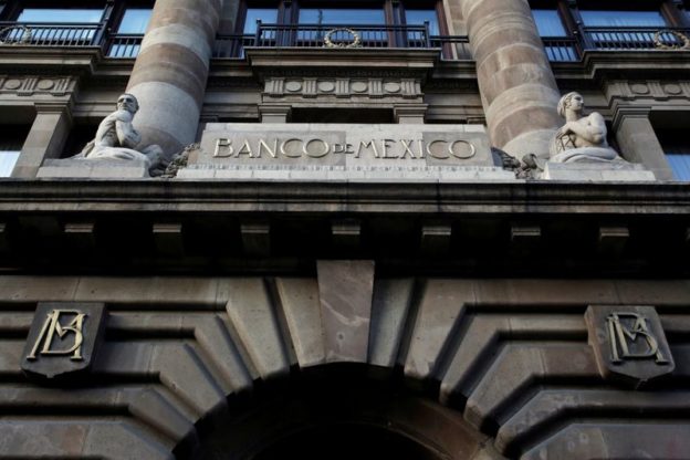 Mexico central bank takes gloomier view of economy in 2021