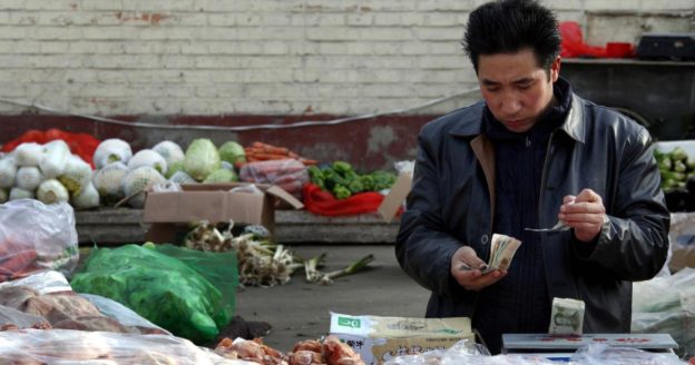 China’s economy grew in 2020, but only the rich are “revenge spending”