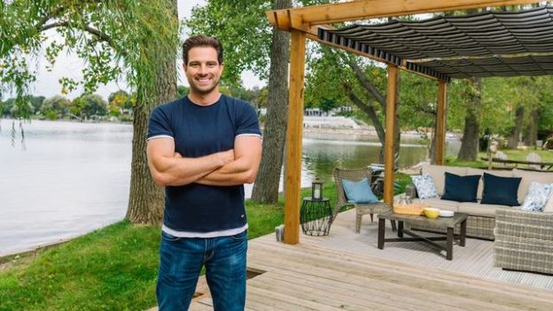 Exclusive: Scott McGillivray’s Tips From ‘Vacation House Rules’ That’ll Make You Rich Off Real Estate, Fast