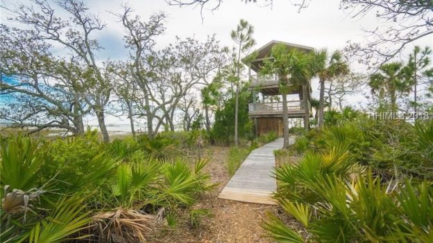 Listed for $1.9M, This Private Island Was Featured on Netflix’s ‘Amazing Vacation Rentals’