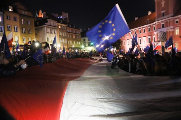 Poland’s Most Powerful Man Rules Out Nation’s Exit From EU