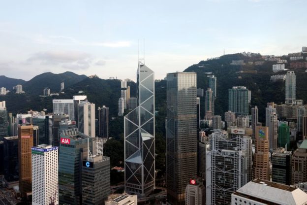 Hong Kong’s zero-COVID policy keeps movers busy, gives recruiters headaches