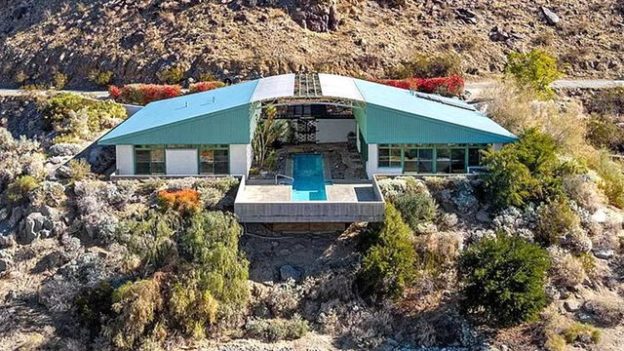 Futuristic Palm Springs Home Is Launched Onto the Market for $3.5M