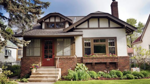 5 Reasons Why Buying an Old House Is a Great Idea