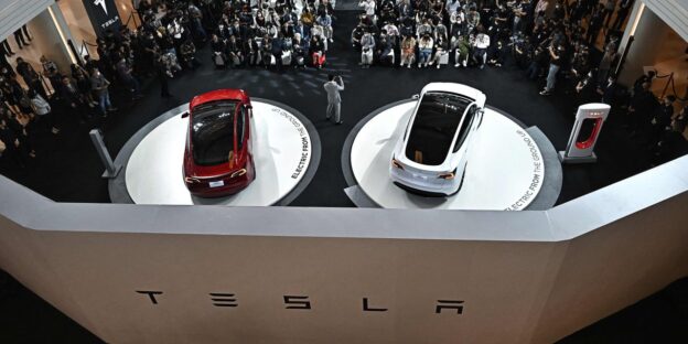 : Tesla stock suffers worst week since 2020 as Elon Musk sells, large shareholder asks for new CEO