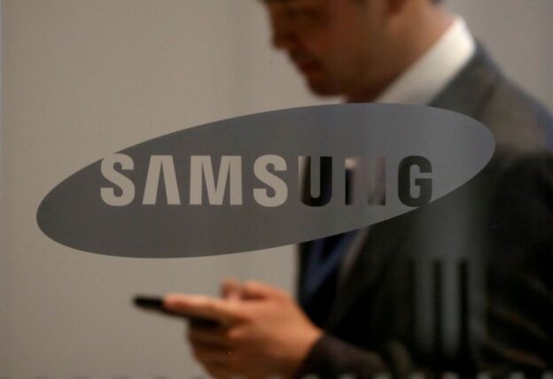 Samsung estimates quarterly profit sank to 8-year low on demand slump