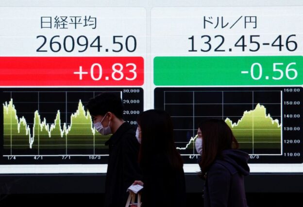 Stocks rise for sixth straight session, BOJ speculation lifts yen