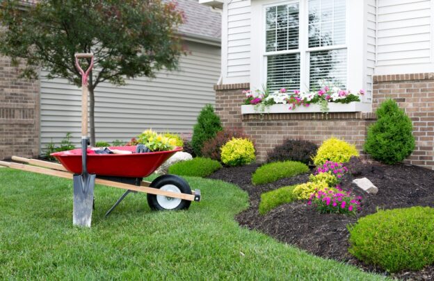 These Simple Landscaping Improvements Can Boost a Home’s Sale Price