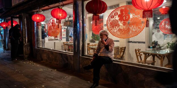 : ‘We’re seeing bigger gatherings’: Restaurant diners at head of table as consumption fuels China’s otherwise tepid recovery