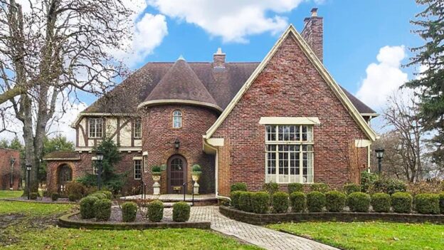 Charming Yet Cheap: 5 Sweet Storybook Cottages Priced Below $500K