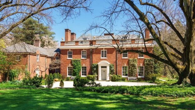 A Princeton, NJ, Mansion Designed by Mar-a-Lago’s Architect Is Listed for $4.2M