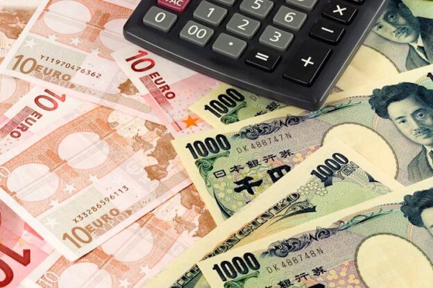 EUR/JPY ends week lower despite two-day rally