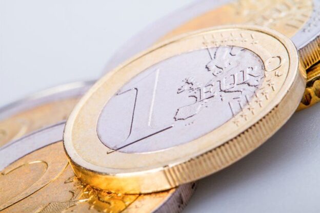 EUR/USD holds below 1.0900, focus on German Trade Balance, ECB’s Lagarde speech