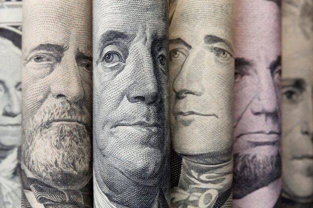 US Dollar advances on strong NFPs, higher US yields