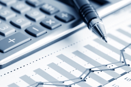 Bank of Israel makes first cut since 2020, governor warns on spending