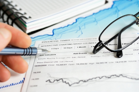 Federal Reserve officials signal caution on interest rate cuts