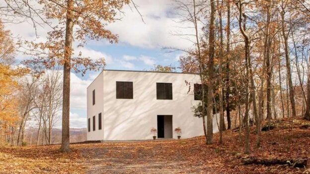 We Give It a 10: Modernist ‘Nine Square House’ in Upstate New York Is Listed for $2.8M