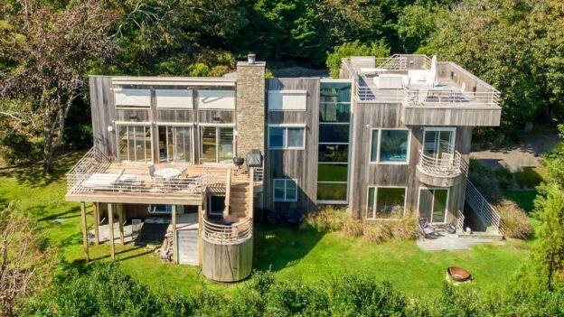 Modern Montauk ‘Tree House’ Offers Sweeping Oceanfront Views for $7.5M