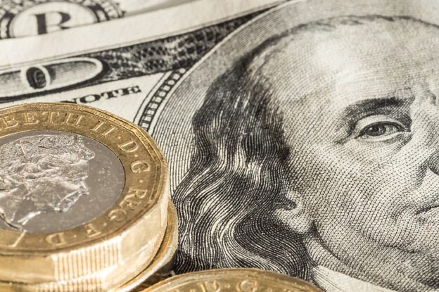 Pound Sterling Price News and Forecast: GBP/USD hits 1.2550 amid low trading volume