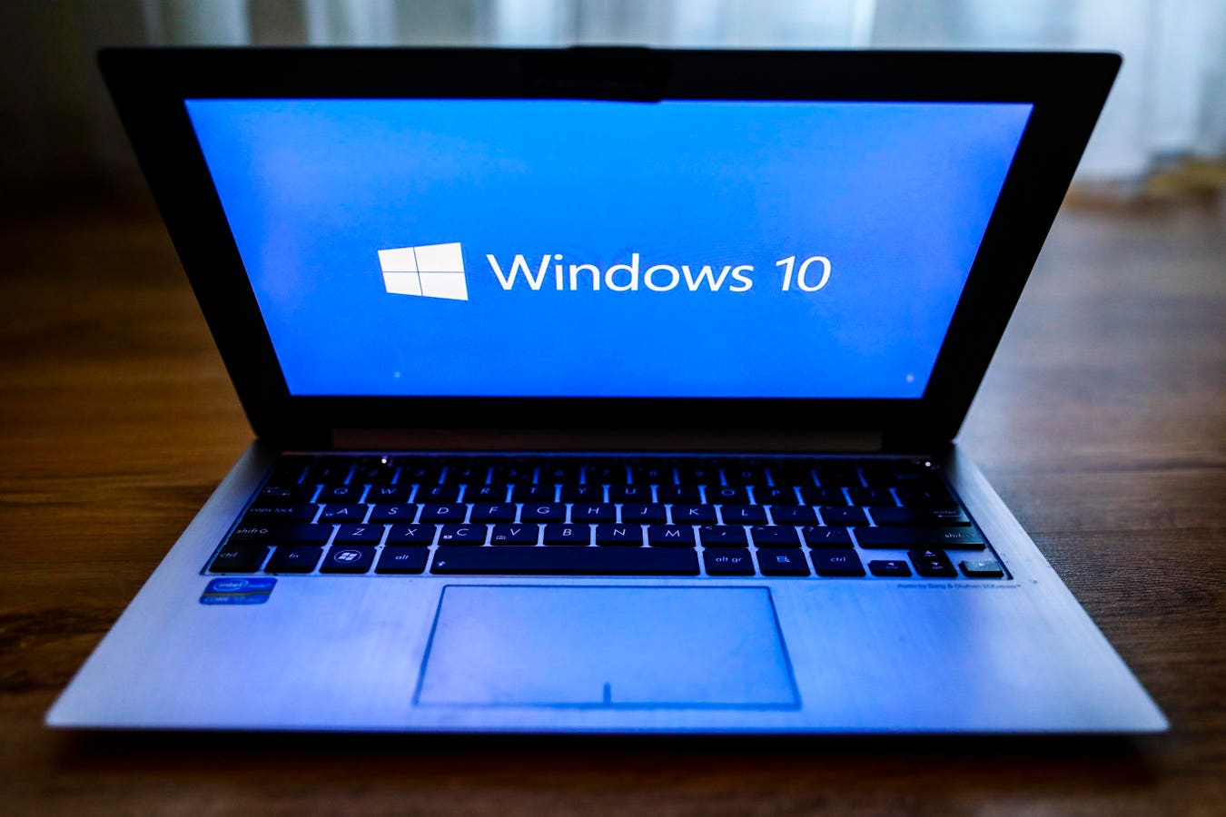 Will Microsoft Really Kill Off Windows 10 In October?