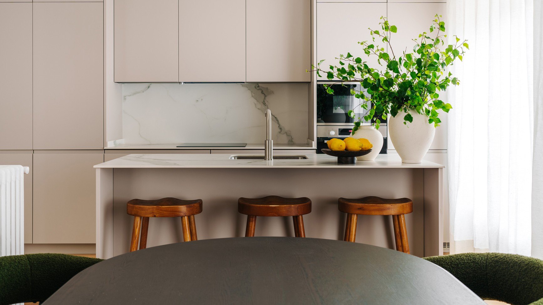 Should You Get a Touchless Faucet? A Kitchen Expert Weighs In