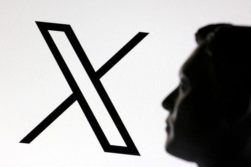 Musk says he’ll resume working ’24/7′ at his companies, X outage mostly restored