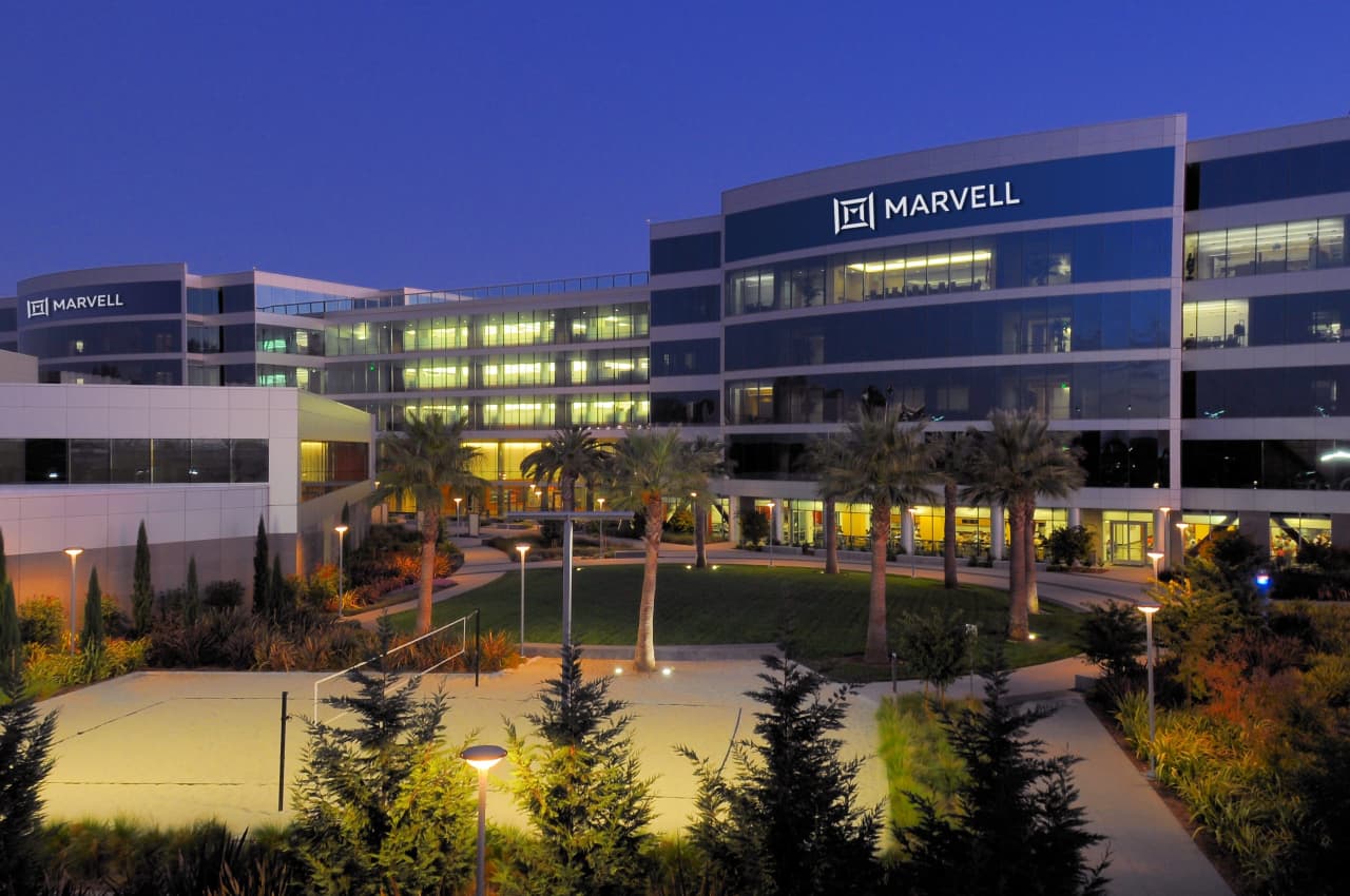 Marvell tried to ease a big investor concern, but the stock’s slump shows that doubts still linger