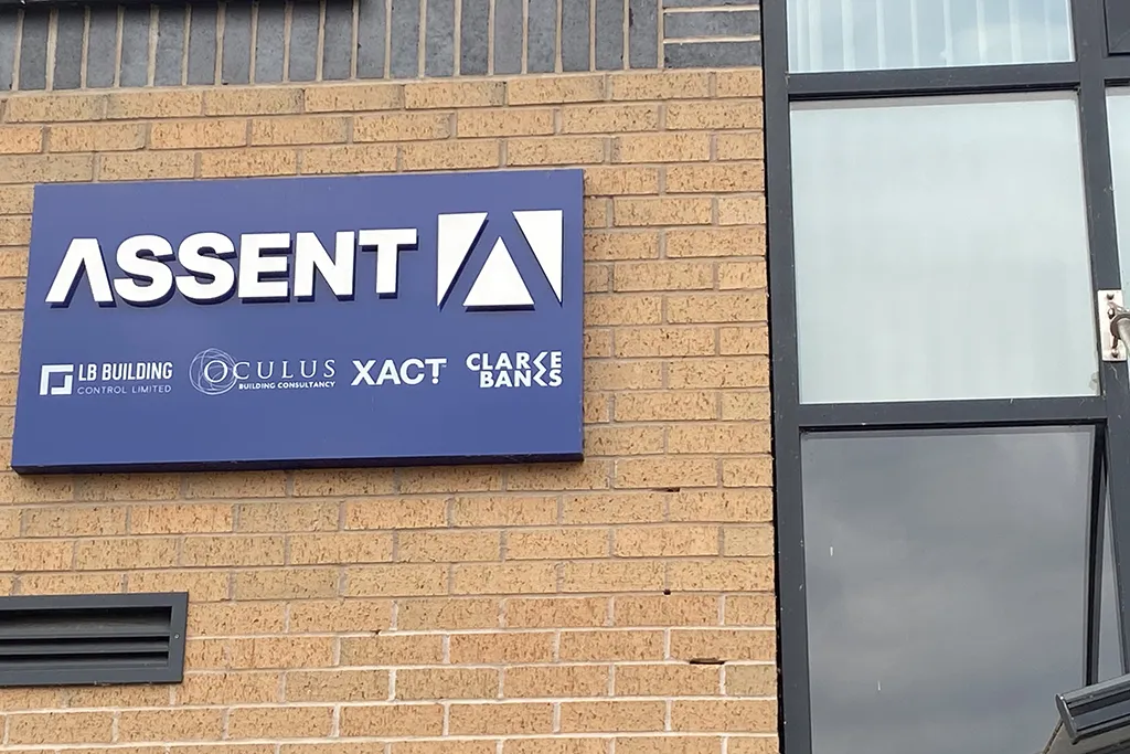 Legislation blamed for blocking private help after Assent collapse