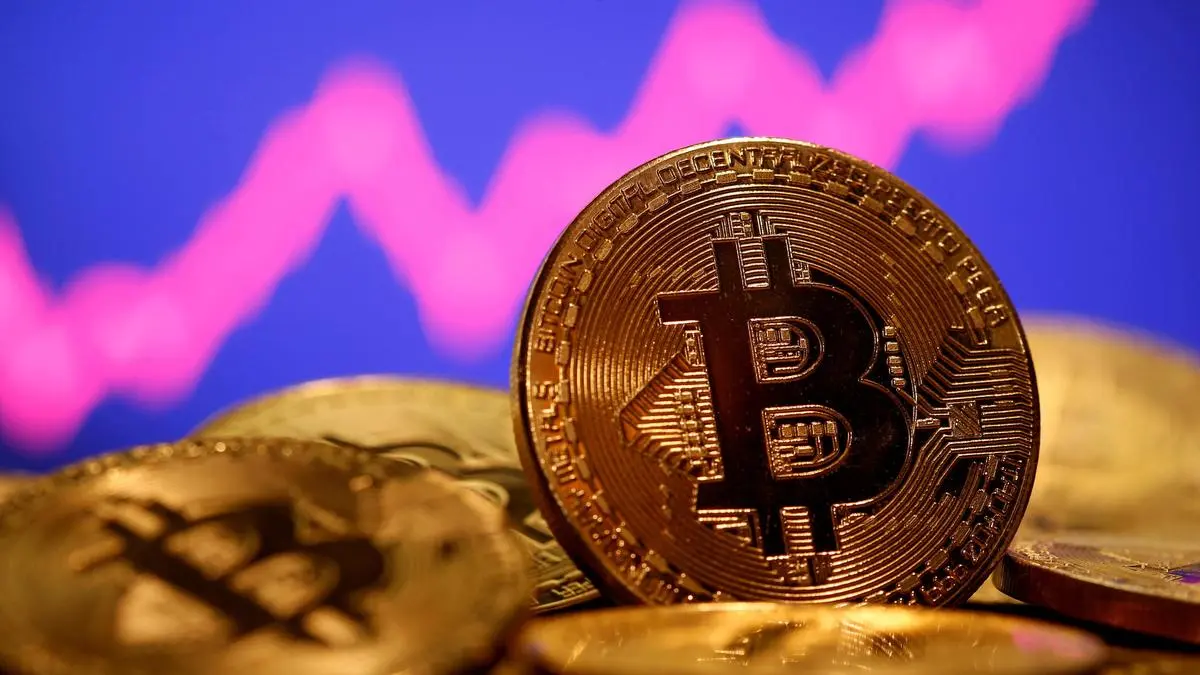 Bitcoin falls to $80,000 as market makers navigate rising volatility