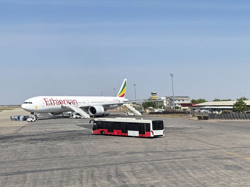 Ethiopian Airlines buying six more Boeing 787-9 airplanes