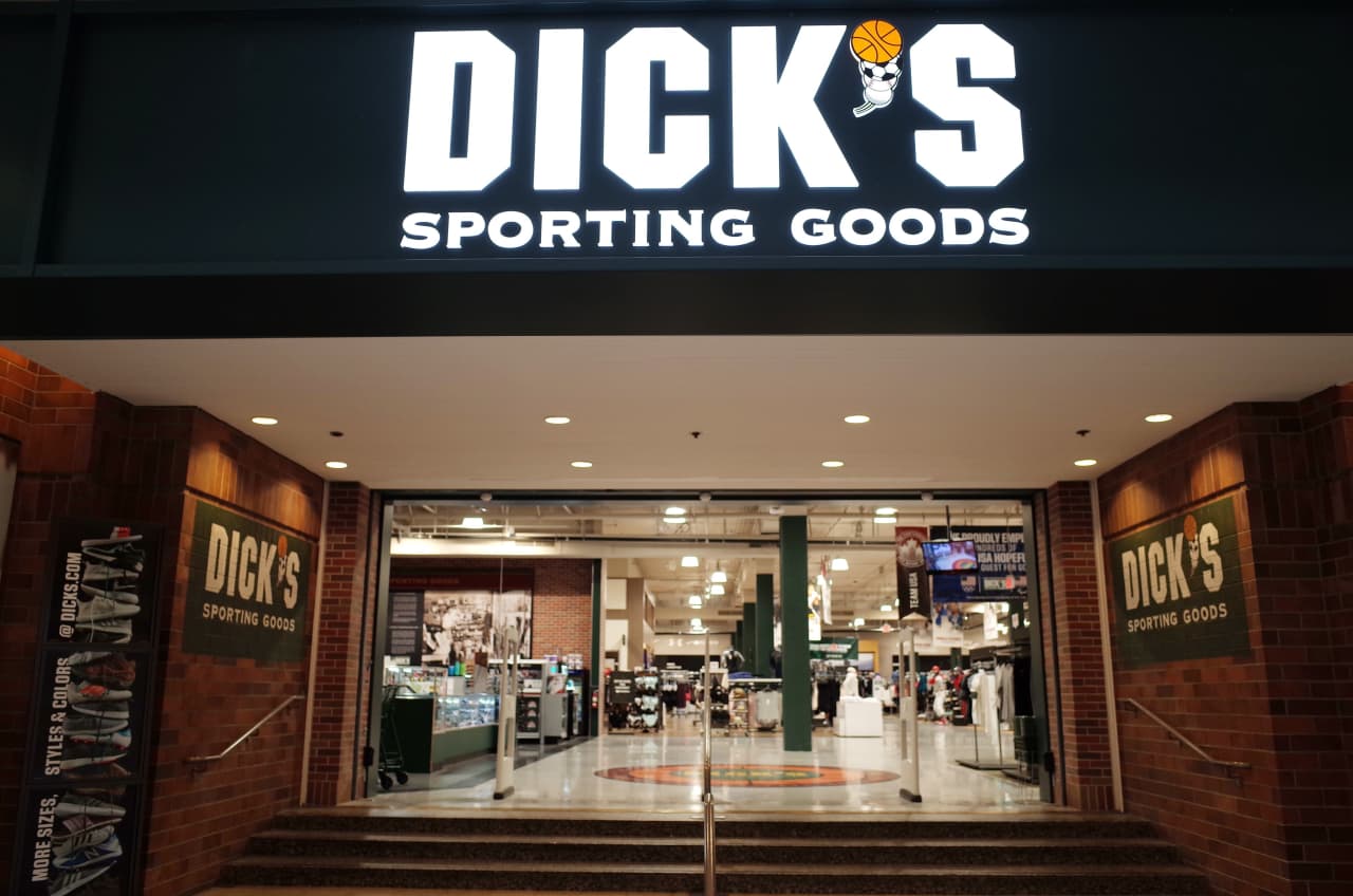 Dick’s Sporting Goods’ epic drop hits other footwear giants, as shoppers sour on retro sneakers