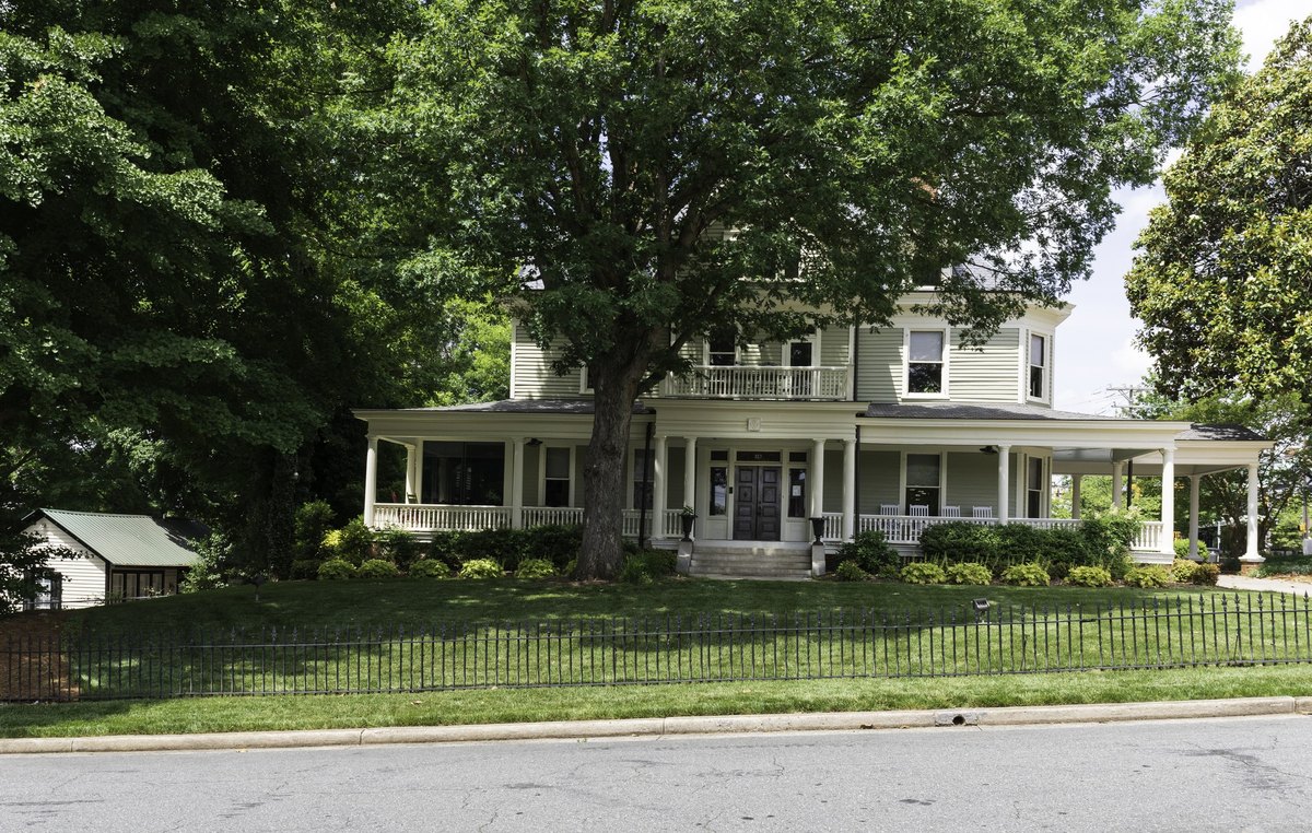 Winston-Salem Inventory Surges as Prices Cool for Buyers