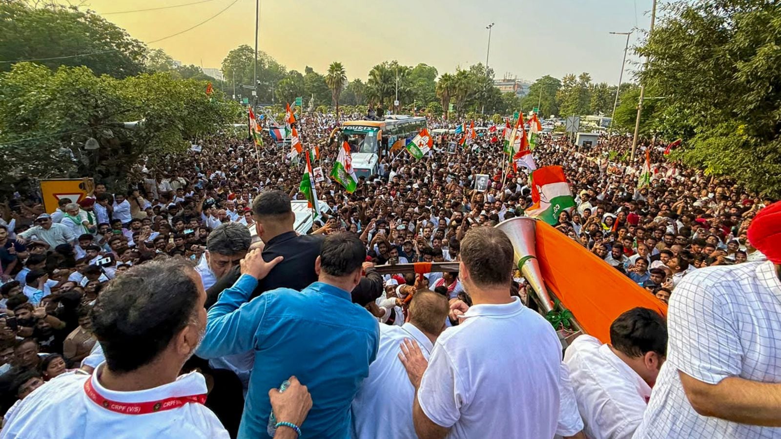 Delhi CJP Protest Live Updates: Rahul Gandhi to host INDIA bloc MPs, talk strategies to press CEC’s resignation